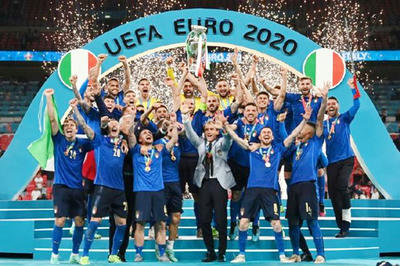 Italy wins Euro