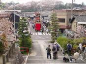 慈雲寺方面から農協前を望む