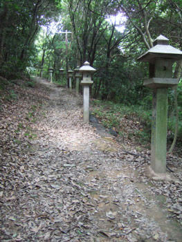 耳成山口神社参道