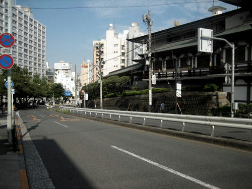切通坂