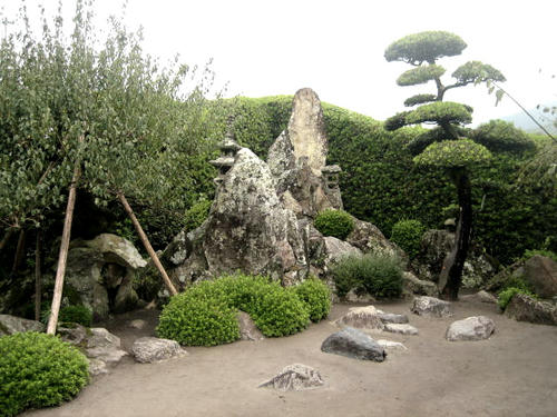 佐多直忠邸庭園