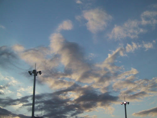 FI874235_0E.jpg
