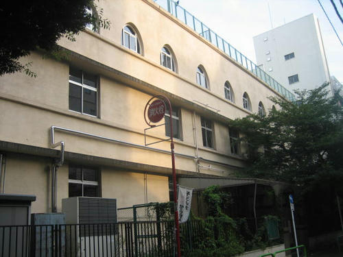 黒門小学校東門