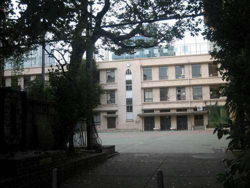 黒門小学校南門