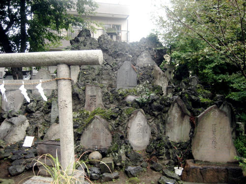 千住神社の富士塚