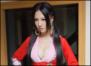 モデル林采さんのハンコックのコスプレが美し過ぎると評判