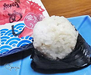 愛媛の上手い！鯛めし　ローソンおにぎり屋