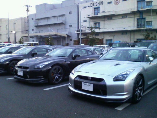 gt-r1.jpg