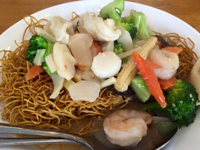 Seafood w/Mixed Vegetables Pan-Fried Egg Noodle