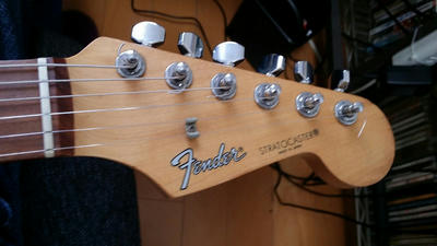 Fender Japan ”Orange” #2｜無礼院慈安宮