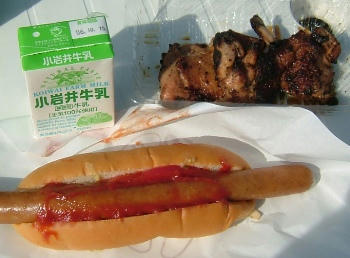 10月9日小岩井めぐみフェア（鶏焼きその他）