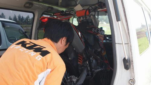 納車