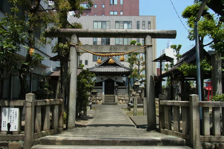鳥居