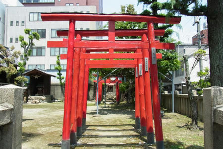 赤い鳥居