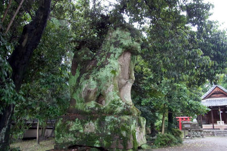 狛犬・吽形