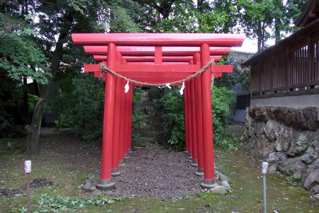 赤い鳥居