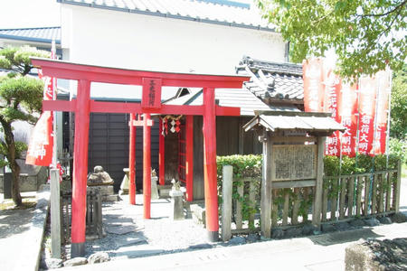三光稲荷