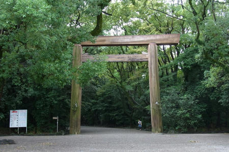 正門