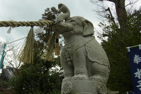象：吽形