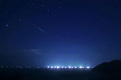 ふたご座流星群の撮影で 磯にはいつも夢がある