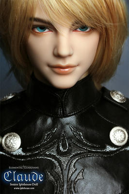 claude02.jpg