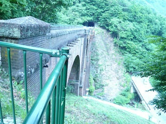 9b30b61a.jpg