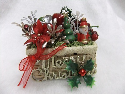 娘のデスクの上にあるアレンジ？