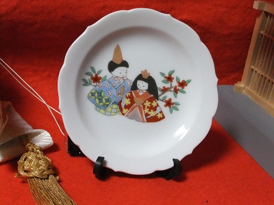 お雛さまの絵皿