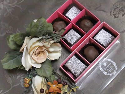 試作品お芋のトリュフとブラウニー