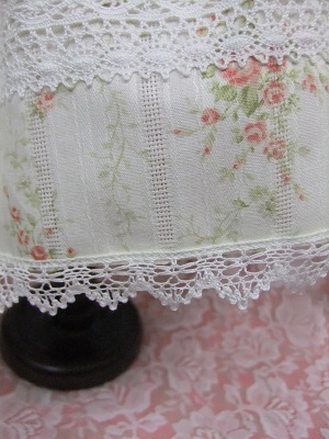 スカート部分　裾