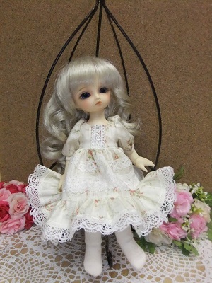 お人形用ディスプレイ？