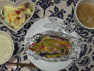 鮭のホイル焼き＆ほうれん草のココット＆ジンジャースープ