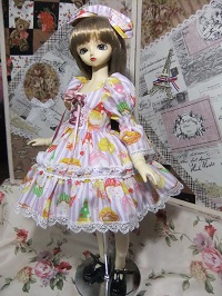 スィーツ柄ドレス①