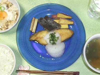 カラスガレイの揚げ物