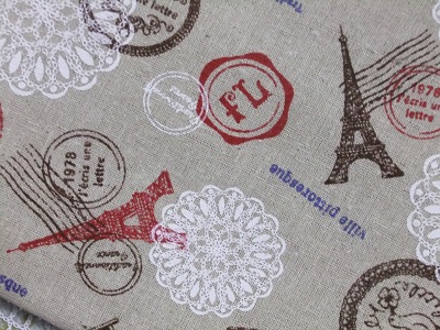 エッフェル塔柄アップ