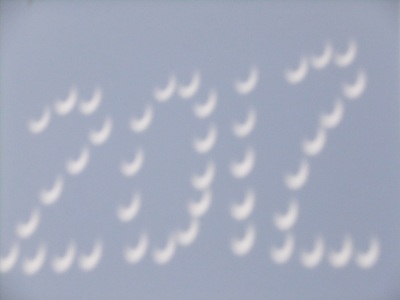 金環日食から部分日食に