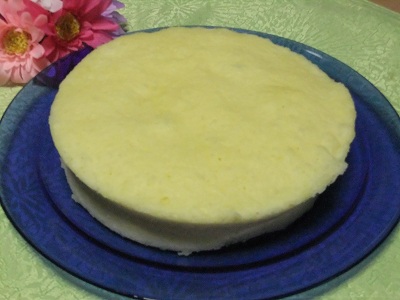 プリン風味の蒸しケーキ