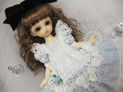 アリス風ドレスのキラちゃん