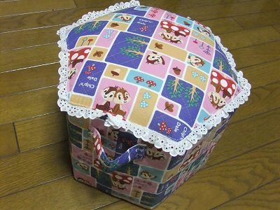 牛乳パックのイス　Chip'n' Dale