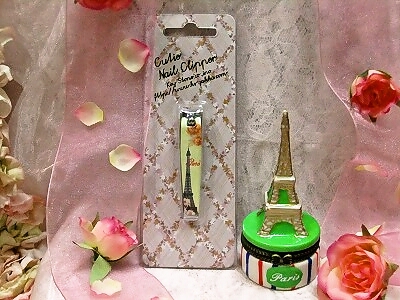 エッフェル塔の小物入れと爪切り