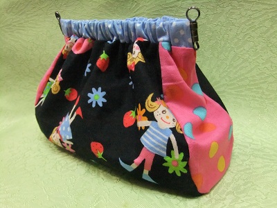 パックンポーチLサイズ 横から