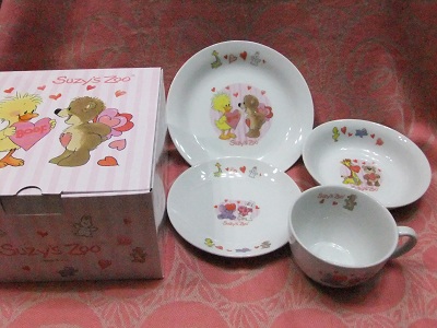 Suzy's Zooのテーブルウェア４点セット