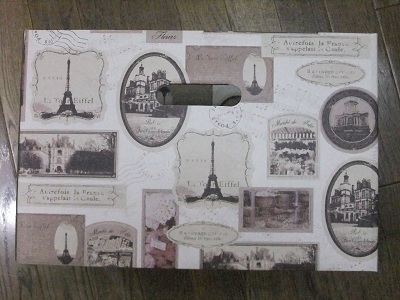 アンティーク柄ペーパーBox