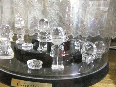 ペコちゃん　クリスタルフィギュア