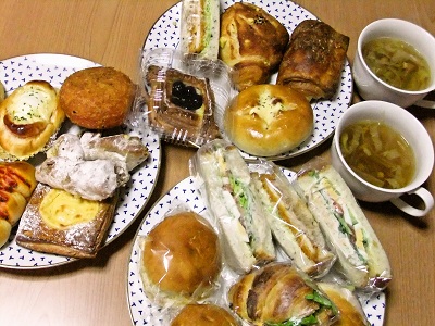 全品105円のパンたち