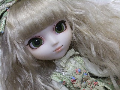 プーリップ　ティフォナ