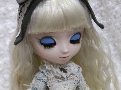 ロマンティックアリス　アイシャドウ