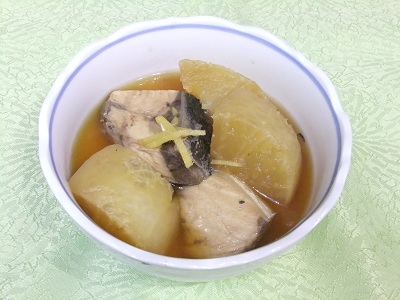 息子の炊いた「ぶり大根」