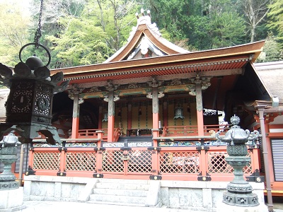談山神社　拝殿からみた本殿
