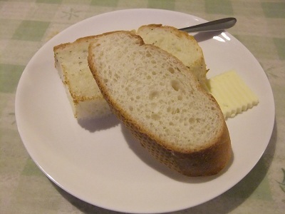 パン　バゲット＆バジルのパン